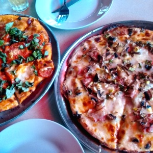 Pizzas medianas.