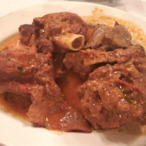 Cordero en salsa
