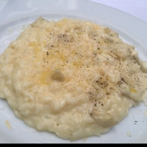 risotto con alcachofas