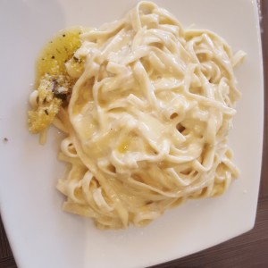 Pasta cuatro quesos