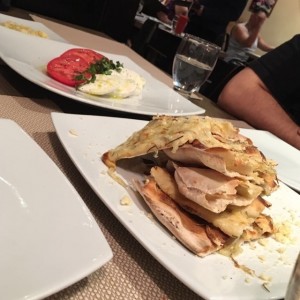 Ensalada capresa y Focaccia