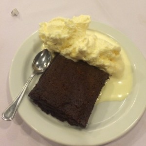 brownie con helado