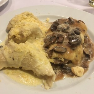 cartoccio de lomito con tortelones