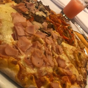 Pizza 4 Estaciones