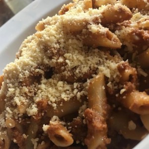 Pasta con Salsa Bologna