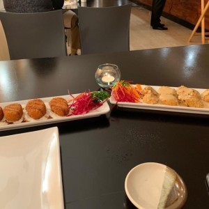 croquetas de pescado y langostinos