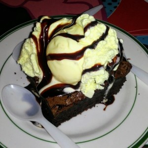 Brownie con Helado
