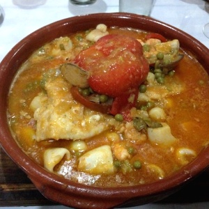 Caldeirada de Mero con Mariscos