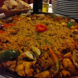 Paella valenciana