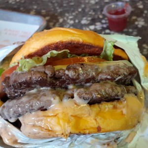 Double cheese burger, no falla