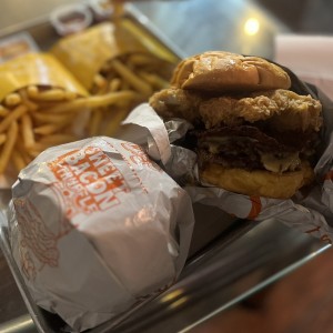 Sweet Bacon Truffle con extra de pollo 