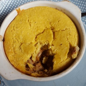 Pastel de maiz (relleno de cerdo)