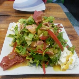 Ensalada In Tre