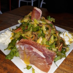 Ensalada In Tre