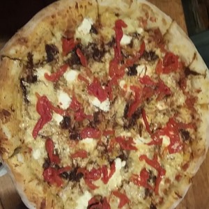 pizza toscana
