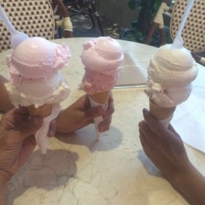 barquillas de fresa/chicle , chicle/buenisimo y buenisimo/ straciatella