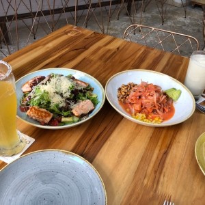 ceviche y ensalada