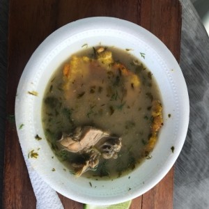 sopa de pollo connpatacon 