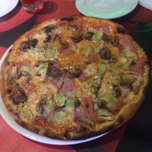 champiñones , Jamón y Rúgula