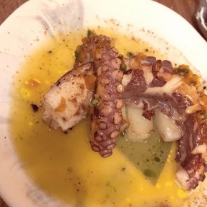 pulpo en sake