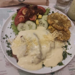 Cerdo en Salsa 3 Quesos