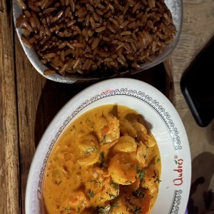 Camarones con arroz y coco