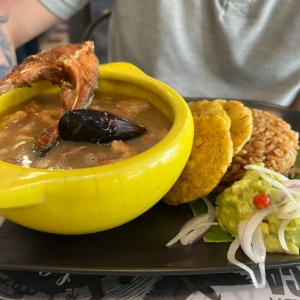 Cazuela mariscos