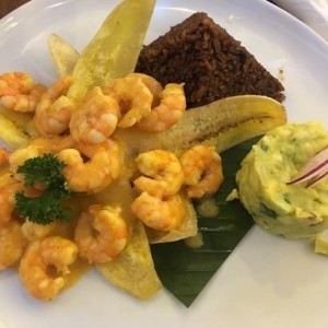 camarones al ajillo 