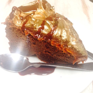 Torta de chocolate con dulce de leche