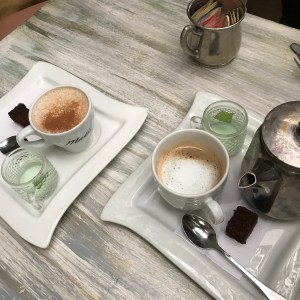 capuccino y cafe con leche