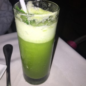 limonada de yerbabuena