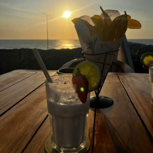 Limonada de Coco y Platanitos