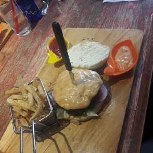 Hamburguesa Majagua