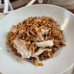 arroz con almendras y pollo