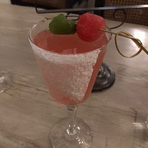 Coctel de tequila con sandia y espumante 